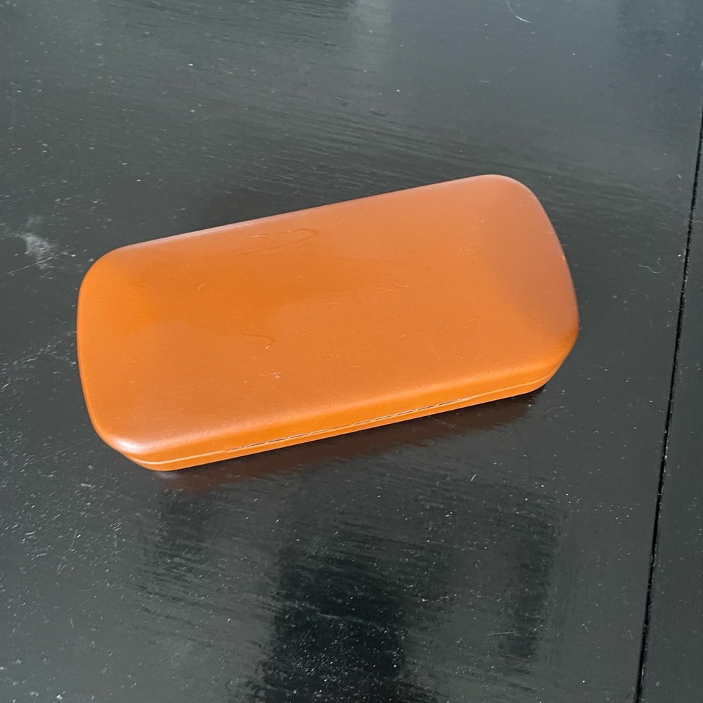 Fossil Glasses / Sunglasses Case - Picture 3 of 3